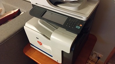 Drukujemy czarno białe i w kolorze, koperty 10x15, oraz A4, możliwe wydrukowanie z komputera i z pendrivea, z emaila, z komórki, z telefonu, PDF JPG BMP DOC TXT, paier zwykły, karton błyszczacy, papier do zdjęć, etykiety samoprzylepne zdjęcia